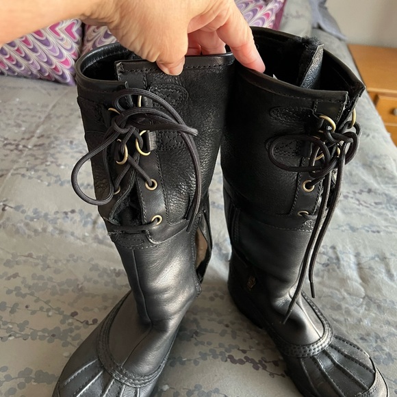 Ugg Women’s Adirondack Black Leather Tall Waterproof Lace up Boots - Picture 4 of 5